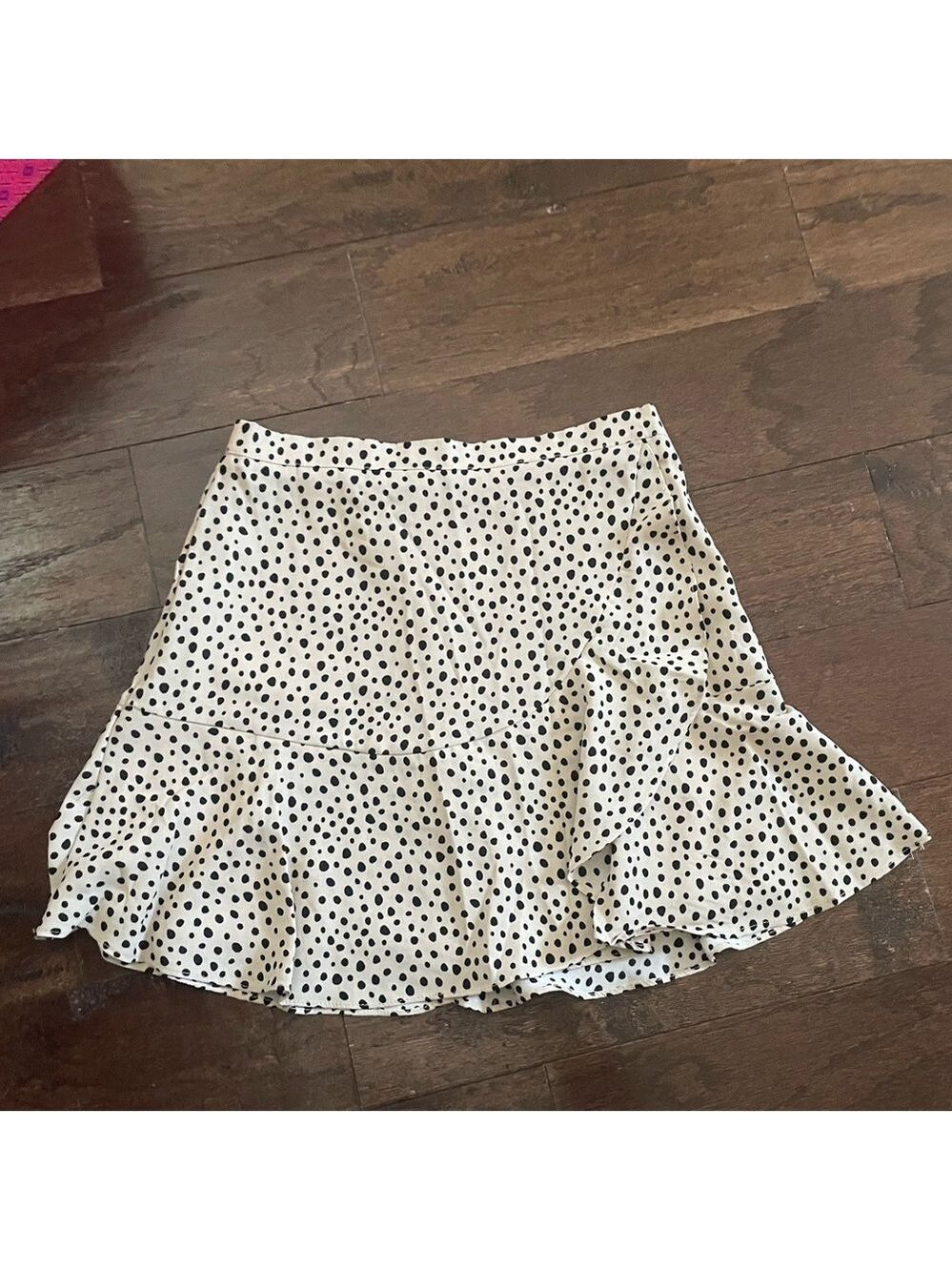 Francesca’s- polka dot mini cream/black size Small-EUC - Picture 4 of 9